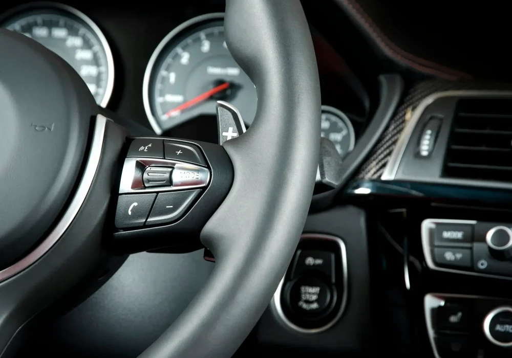 Buttons on the steering wheel